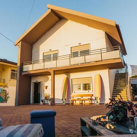 Hospedium Hostel Republica Surf House Ерисейра Екстериор снимка