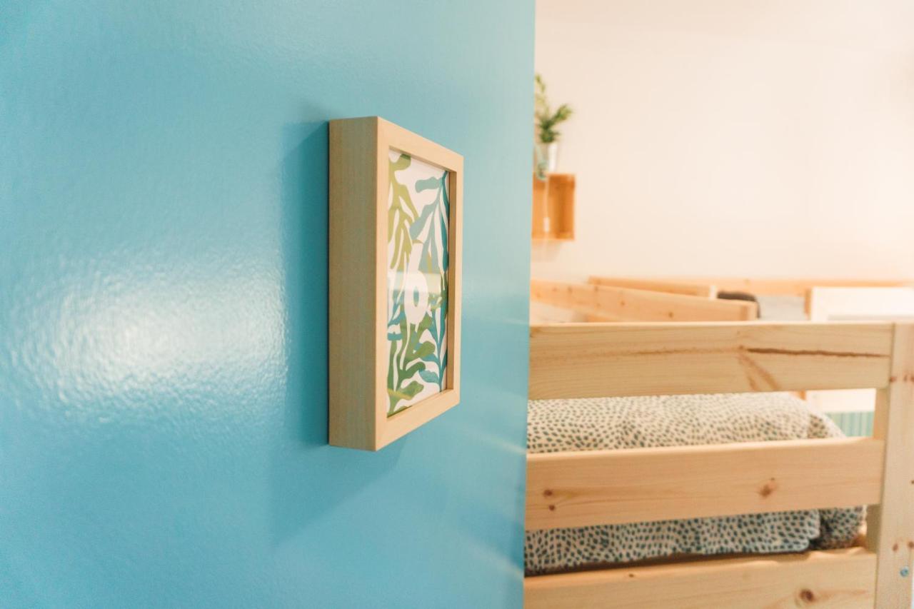 Hospedium Hostel Republica Surf House Ерисейра Екстериор снимка